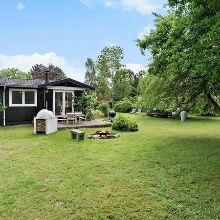 8015-kalvehave-hasselvej-3 * Kalvehave (Zealand)