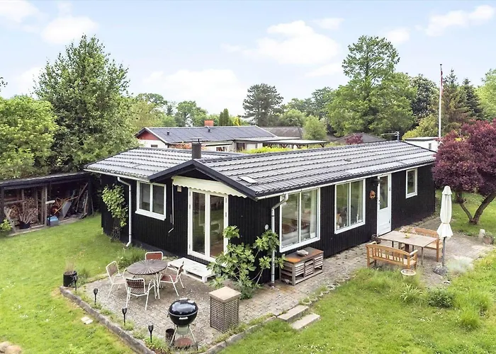 Semesterbostad 8015-kalvehave-hasselvej-3